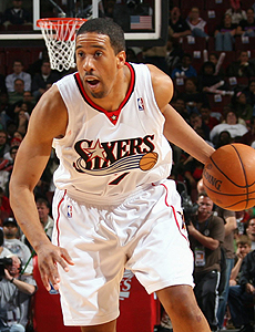 他们不仅仅 他们不仅仅